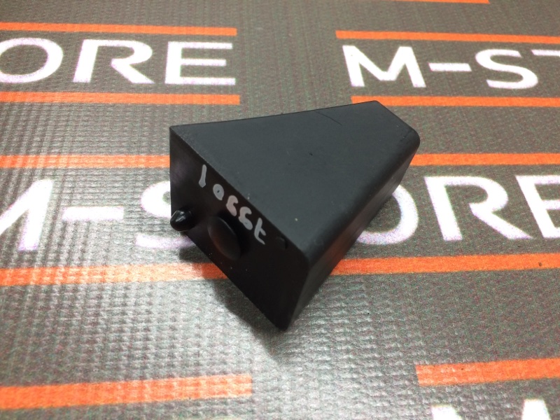 Кронштейн полки багажника, 250 рублей, Красноярск