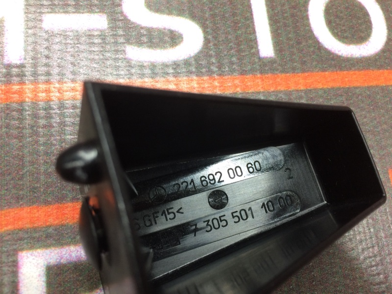 Кронштейн полки багажника, 250 рублей, Красноярск