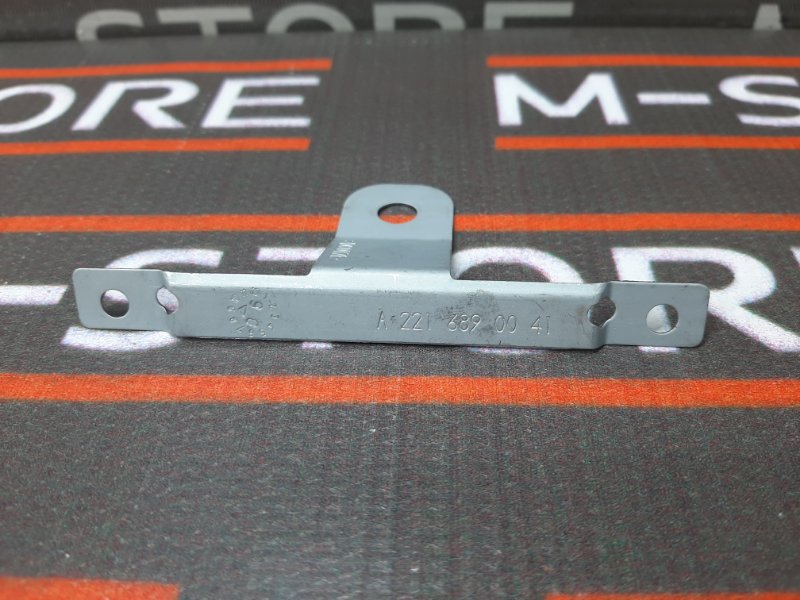 кронштейн, 300 рублей, Красноярск