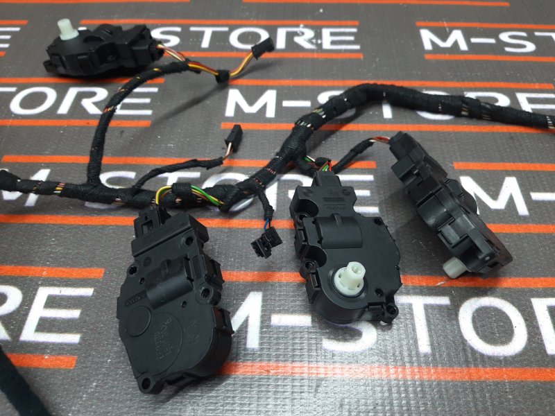 привод заслонки отопителя, 2410 рублей, Красноярск