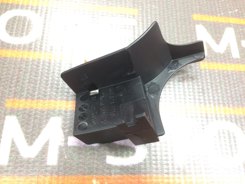 Крепление подкрылка, 300 рублей, Красноярск