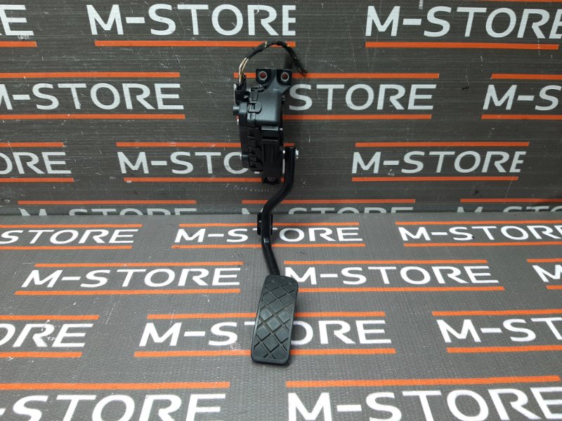 педаль газа, 910 рублей, Красноярск