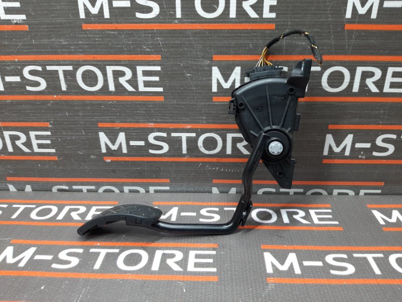 педаль газа, 910 рублей, Красноярск