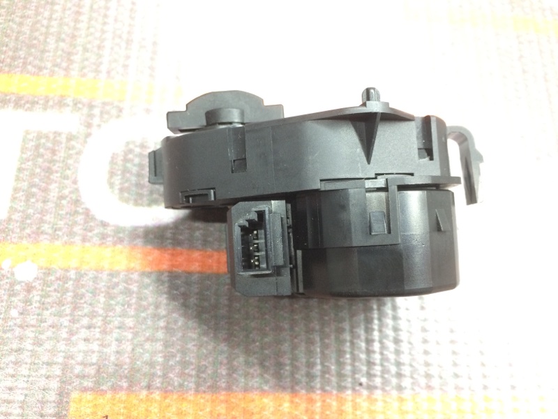 привод заслонки отопителя, 340 рублей, Красноярск