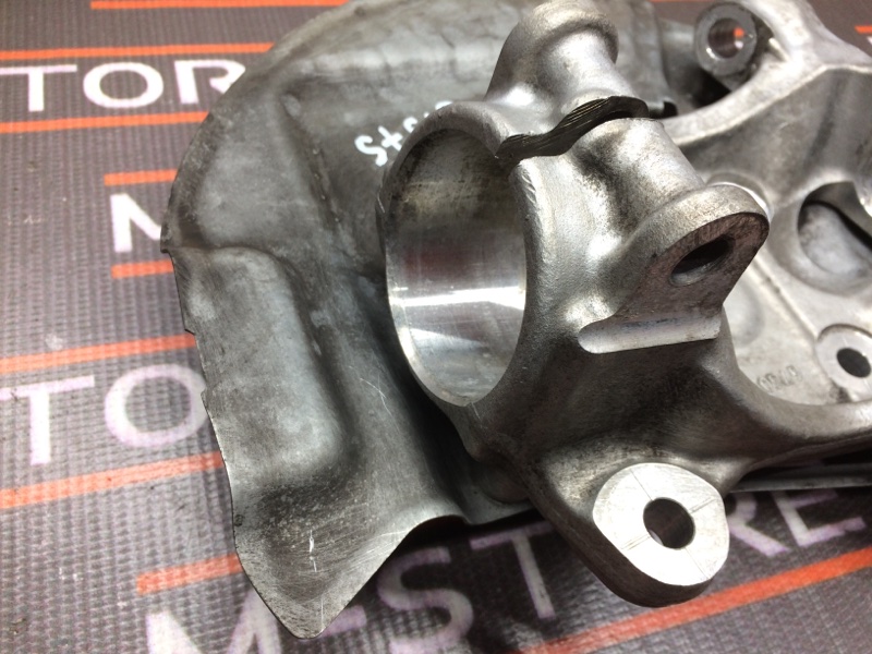 кулак поворотный, 1000 рублей, Красноярск