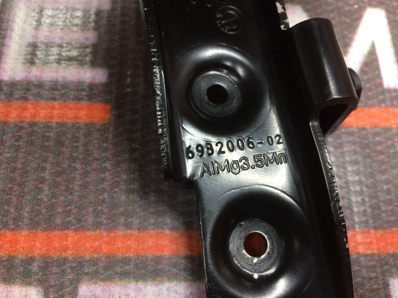 кронштейн, 300 рублей, Красноярск