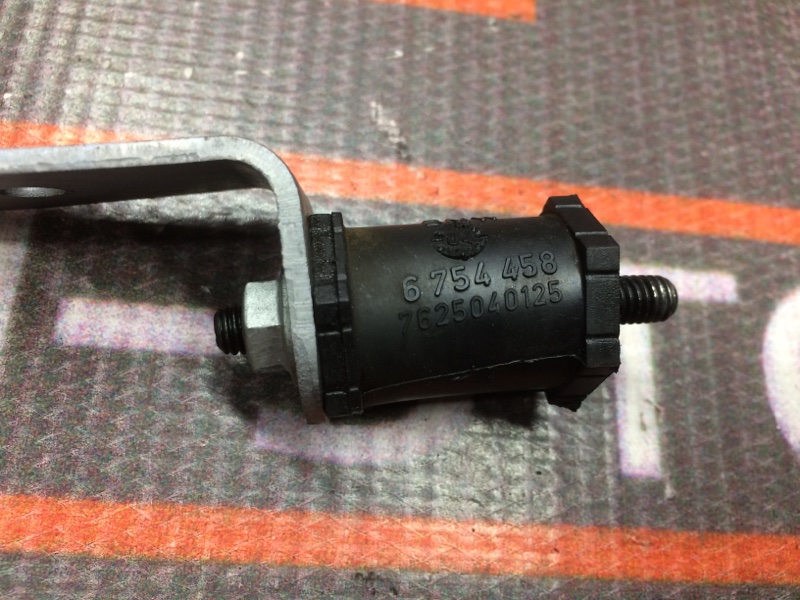 Отбойник багажника, 190 рублей, Красноярск