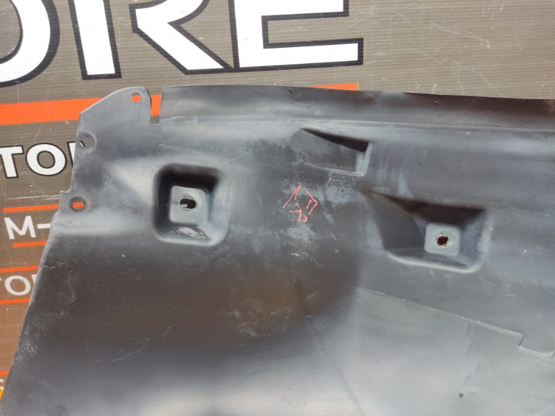 подкрылок, 720 рублей, Красноярск