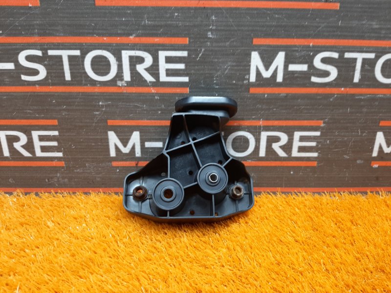 крепление бампера, 380 рублей, Красноярск