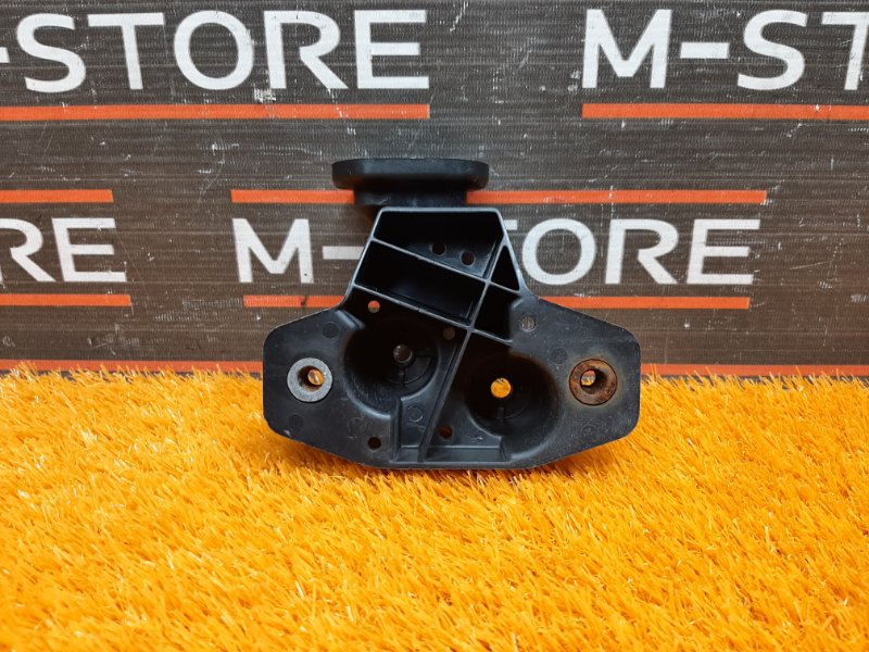 крепление бампера, 380 рублей, Красноярск