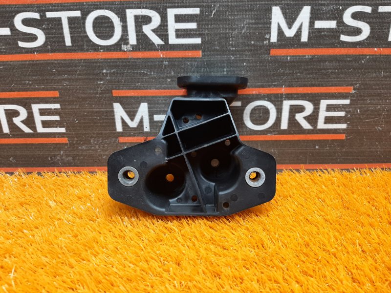 крепление бампера, 380 рублей, Красноярск