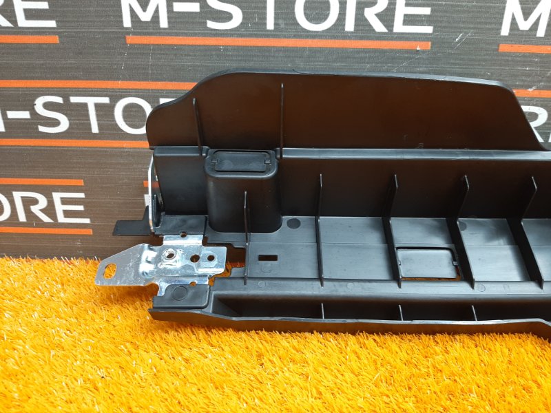 направляющая шторки багажника, 630 рублей, Красноярск