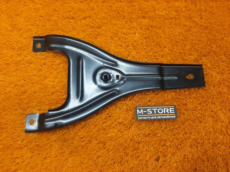 Кронштейн сиденья, 340 рублей, Красноярск