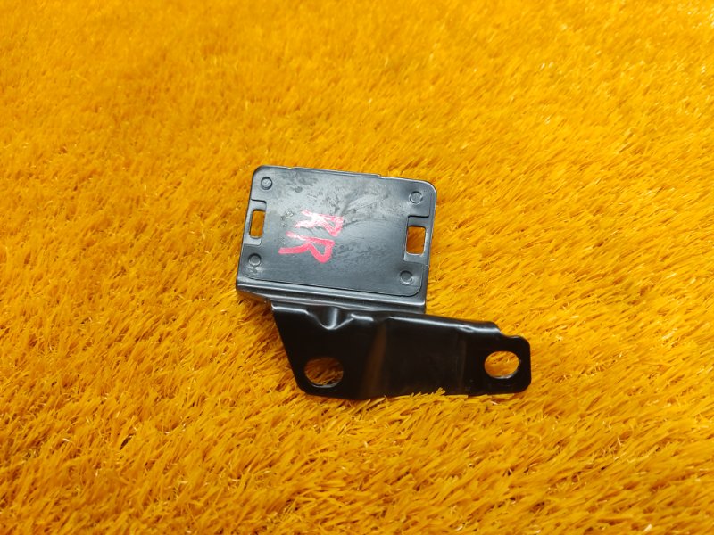 кронштейн, 300 рублей, Красноярск