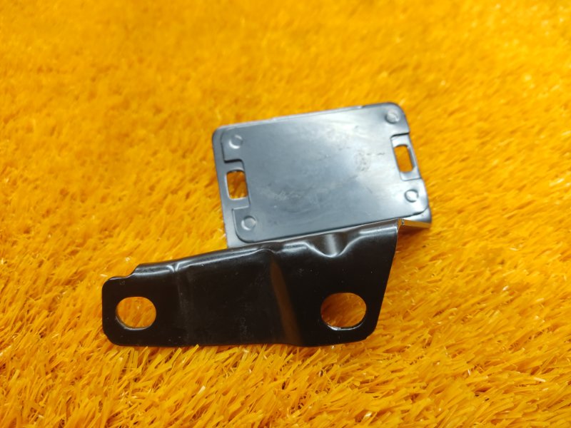 кронштейн, 300 рублей, Красноярск