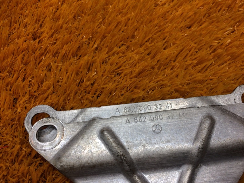 Кронштейн выпускного коллектора, 380 рублей, Красноярск