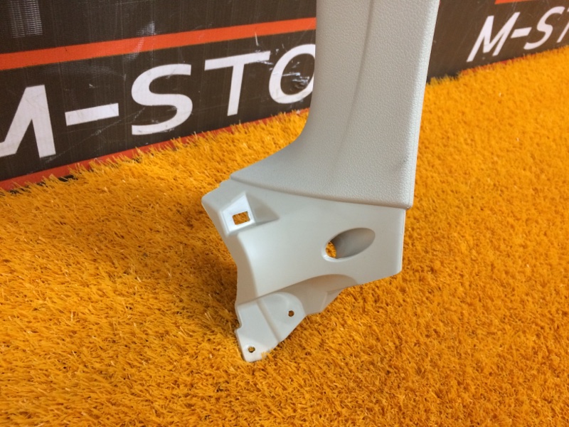 обшивка двери багажника, 670 рублей, Красноярск