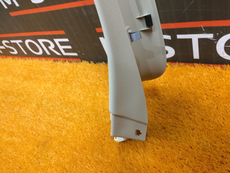 обшивка двери багажника, 670 рублей, Красноярск