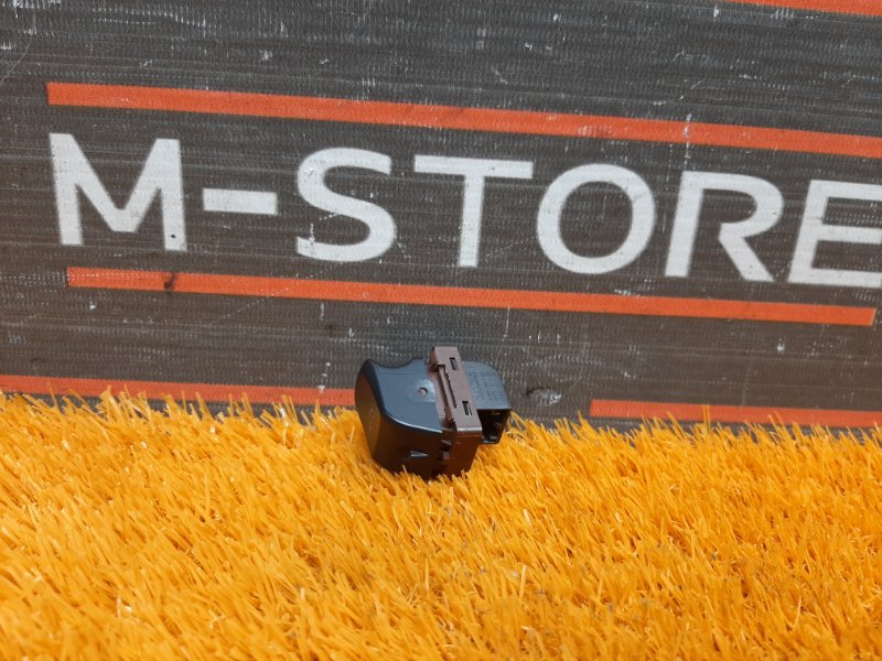 Кнопка открывания багажника, 350 рублей, Красноярск