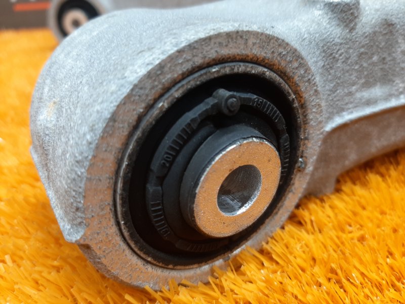 Рычаг подвески нижний, 1000 рублей, Красноярск