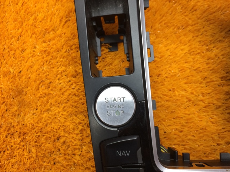 Блок управления MMI, 2000 рублей, Красноярск