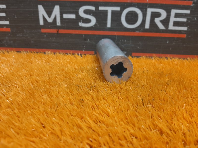 Втулка распорная, 200 рублей, Красноярск