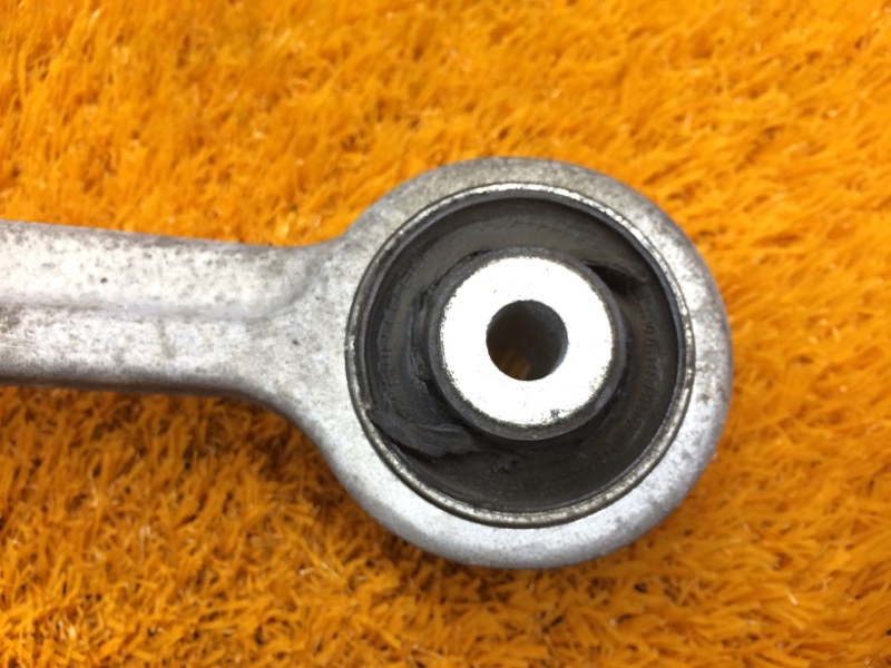 Рычаг подвески верхний, 800 рублей, Красноярск