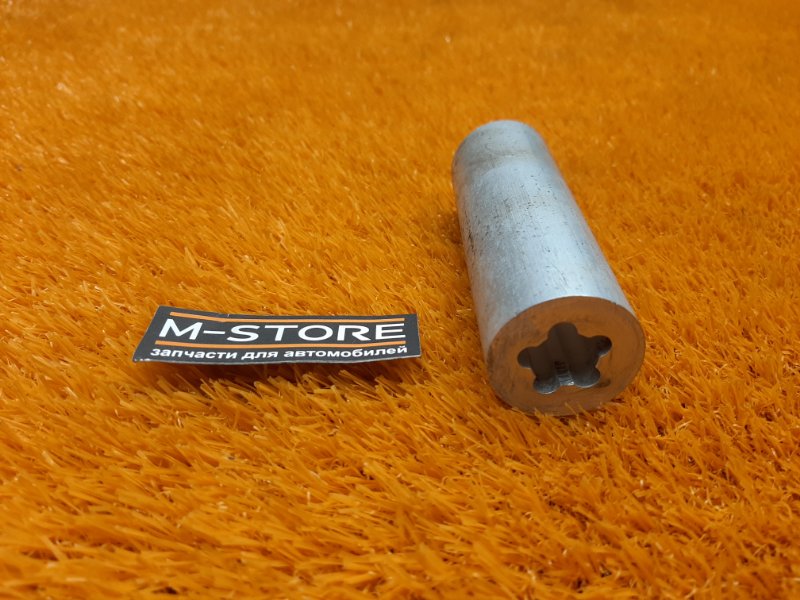 Втулка распорная, 200 рублей, Красноярск