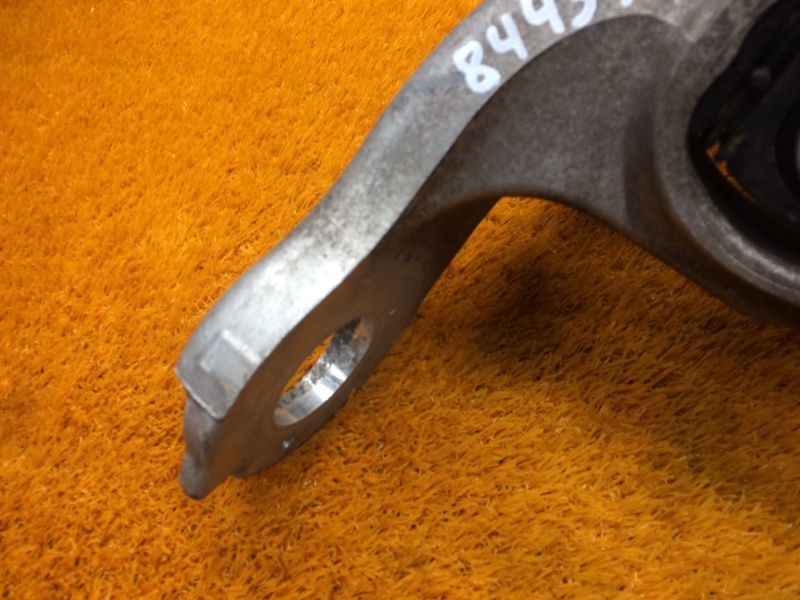 кулак поворотный, 1500 рублей, Красноярск