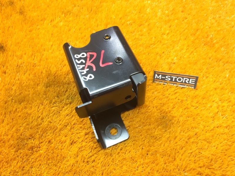 Кронштейн буксировочной петли, 300 рублей, Красноярск