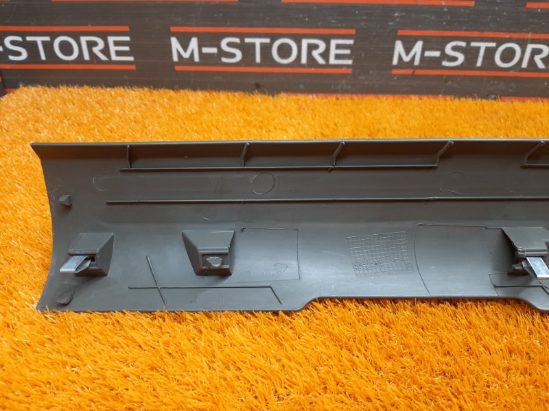 Накладка на порог салона, 350 рублей, Красноярск