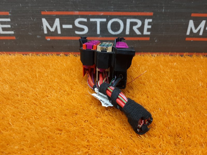 блок предохранителей, 400 рублей, Красноярск