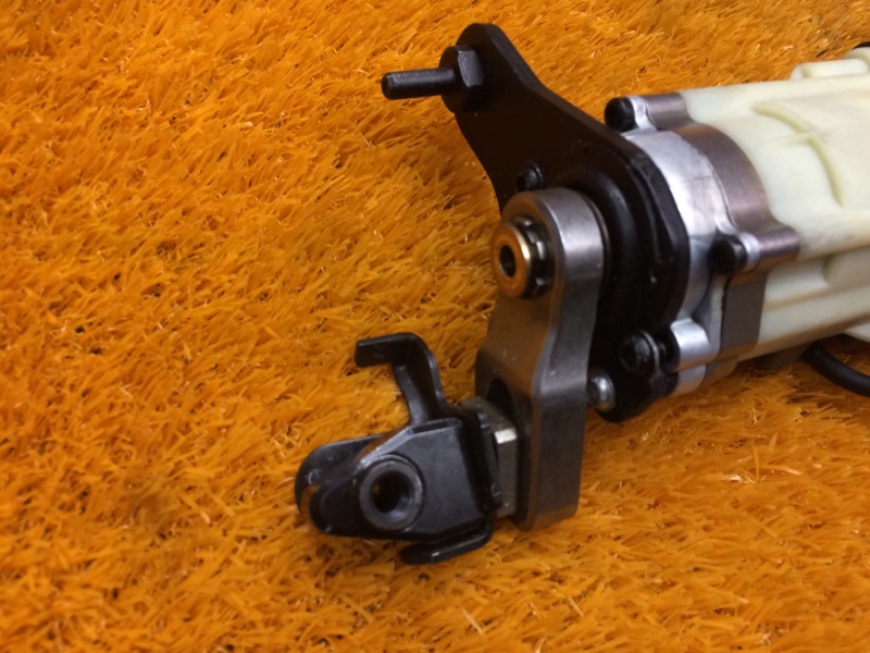 Мотор открывания багажника, 2600 рублей, Красноярск