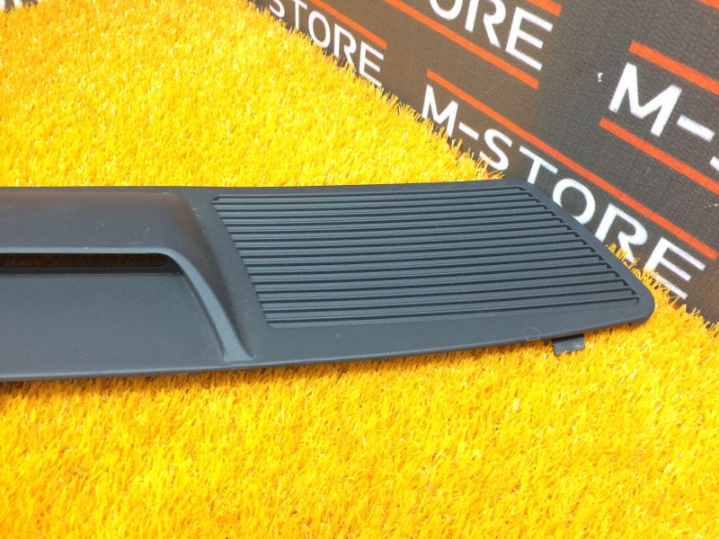 Решетка вентиляционная задней полки, 340 рублей, Красноярск