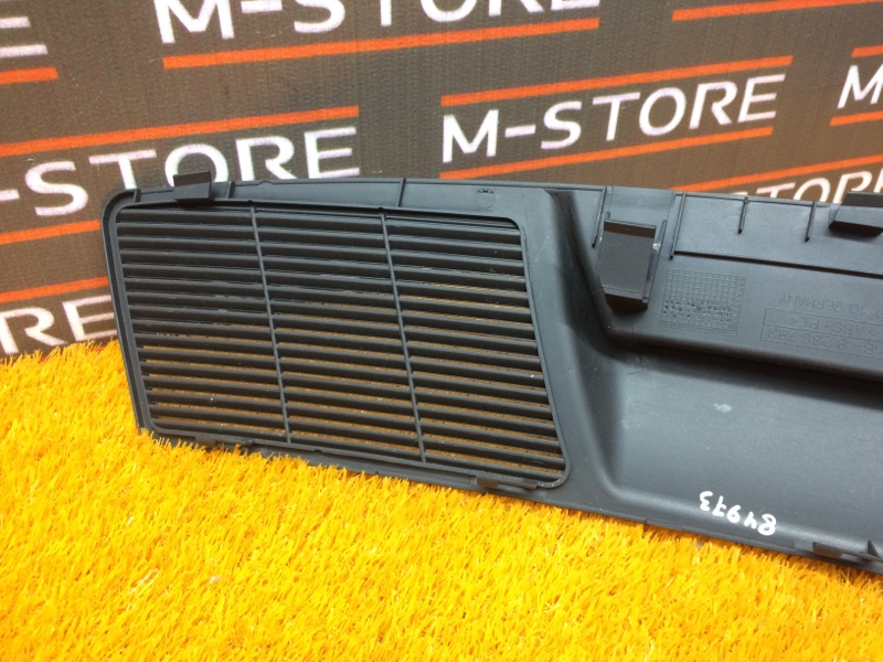 Решетка вентиляционная задней полки, 340 рублей, Красноярск