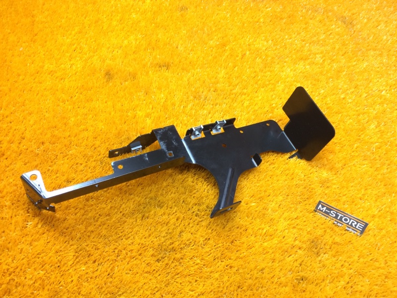 кронштейн, 300 рублей, Красноярск