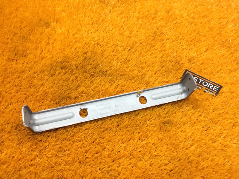 кронштейн центральной консоли, 200 рублей, Красноярск