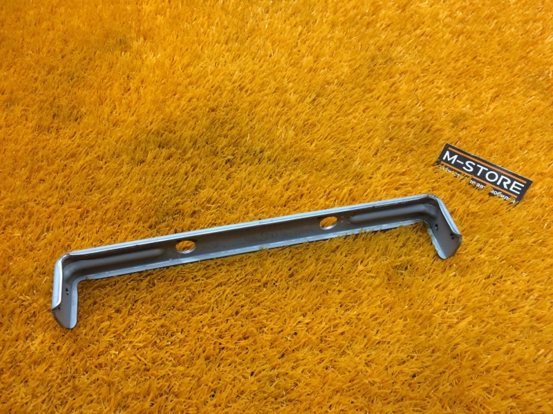 кронштейн центральной консоли, 200 рублей, Красноярск