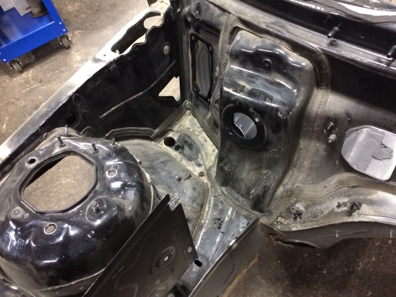 Четверть кузова, 8230 рублей, Красноярск