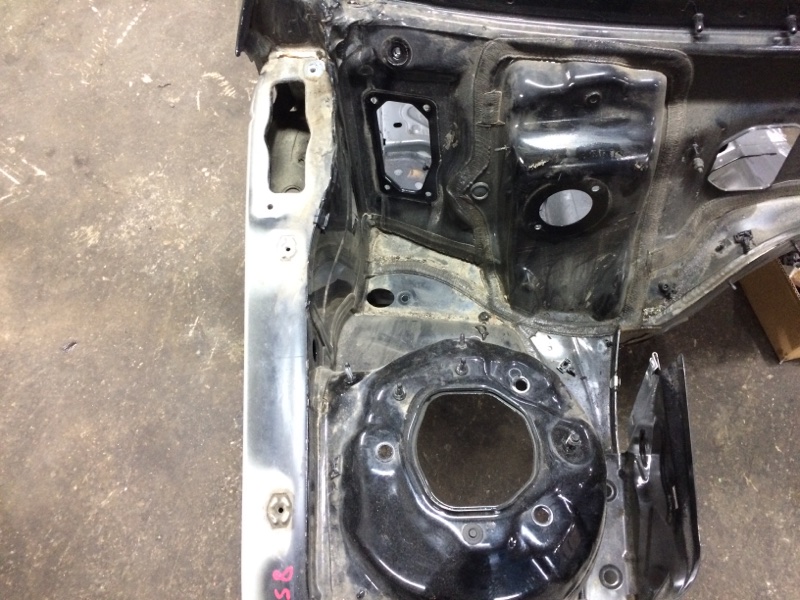 Четверть кузова, 8230 рублей, Красноярск