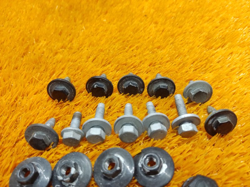 крепление крыла, 210 рублей, Красноярск