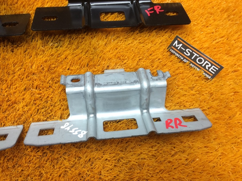 кронштейн потолочной ручки, 630 рублей, Красноярск