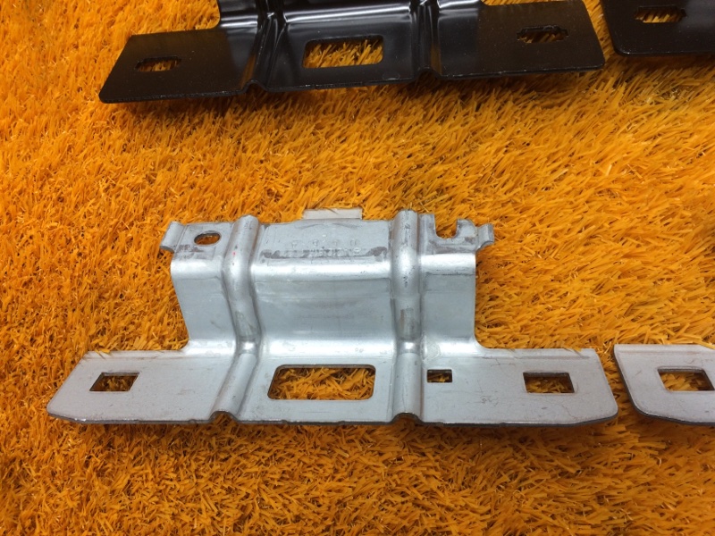 кронштейн потолочной ручки, 630 рублей, Красноярск