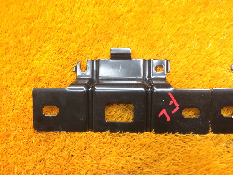 кронштейн потолочной ручки, 630 рублей, Красноярск