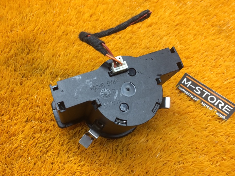 Переключатель света фар, 2000 рублей, Красноярск