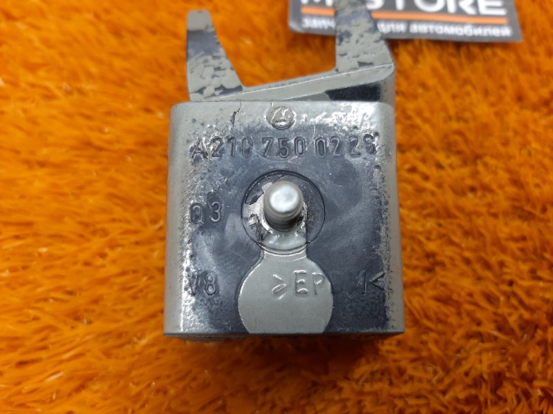 Отбойник крышки багажника, 280 рублей, Красноярск