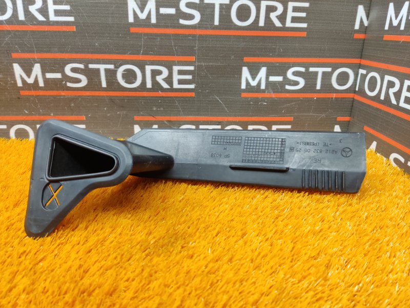 Водосток лобового стекла, 340 рублей, Красноярск