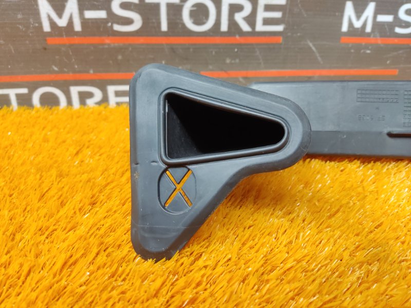 Водосток лобового стекла, 340 рублей, Красноярск