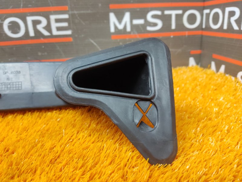 Водосток лобового стекла, 340 рублей, Красноярск