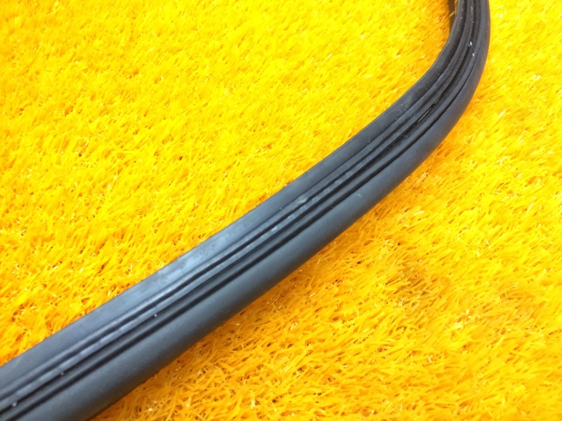 Уплотнитель багажника, 610 рублей, Красноярск